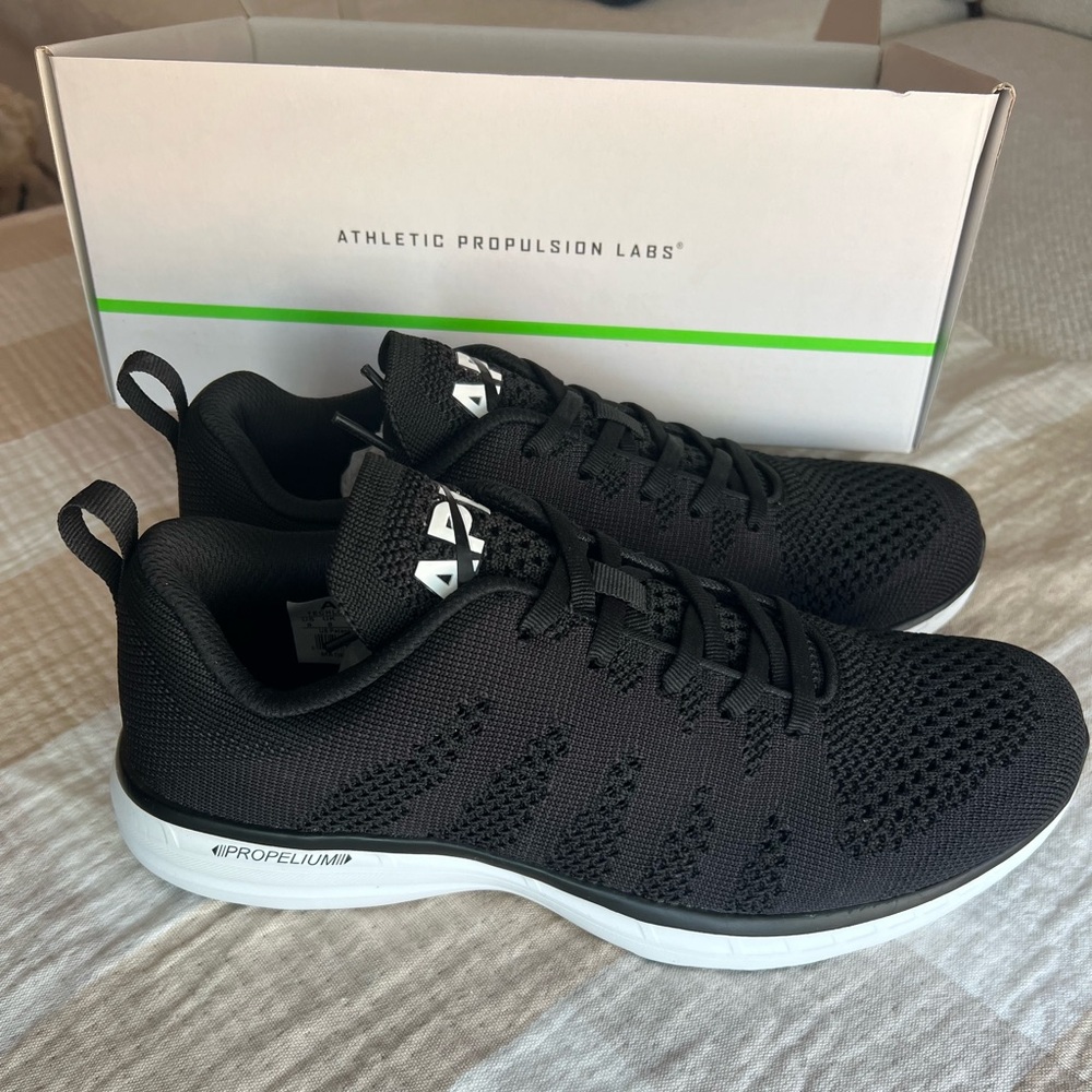 APL Sneakers Techloom Pro - Women’s Size 10.5- Unisex - Black/White - NWT
